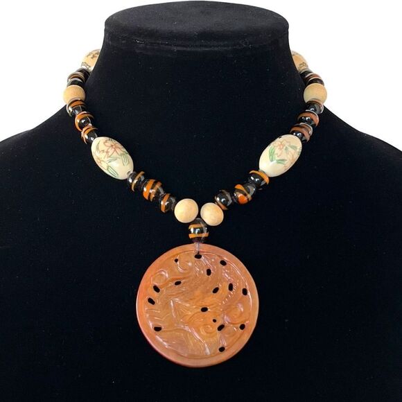 Vintage Chinese Porcelain Carved Orange Jade Pendant Necklace - Picture 1 of 7